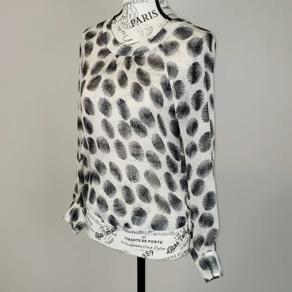 {Free Bird|Anthro} Long Sleeve Sheer Top Open Back - Picture 3 of 8